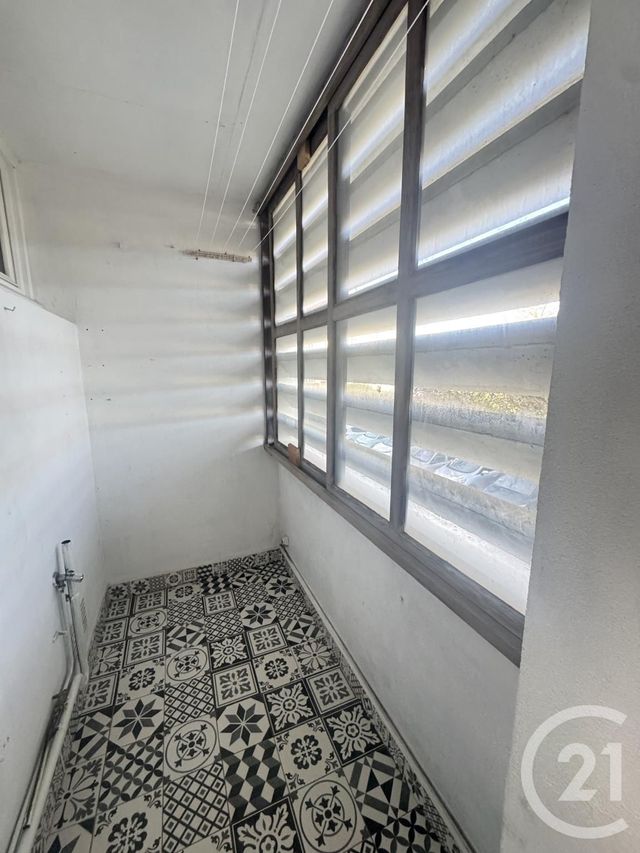 Appartement F3 &agrave; louer - 3 pi&egrave;ces - 60,87 m2 - Bretigny Sur Orge - 91 - ILE-DE-FRANCE