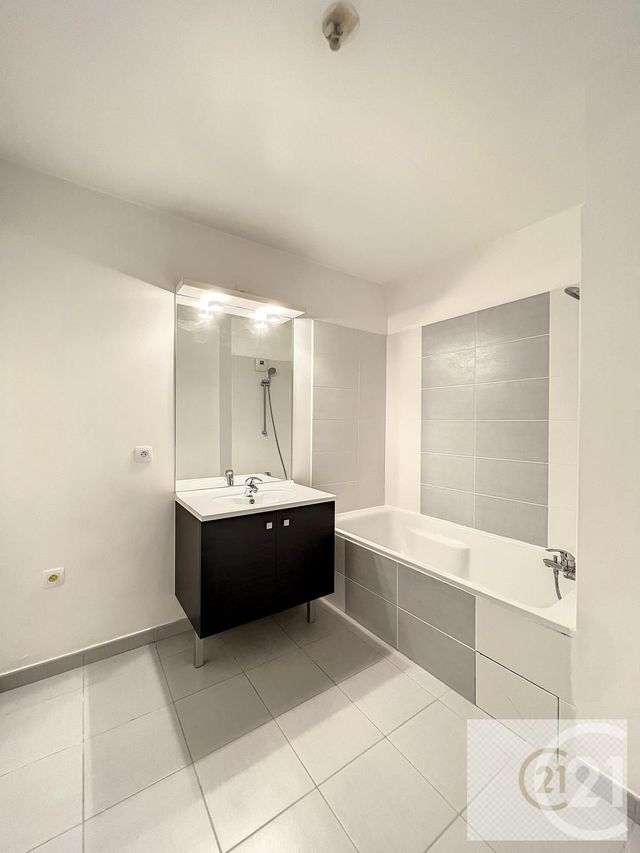 Appartement F2 &agrave; louer - 2 pi&egrave;ces - 45 m2 - Bretigny Sur Orge - 91 - ILE-DE-FRANCE