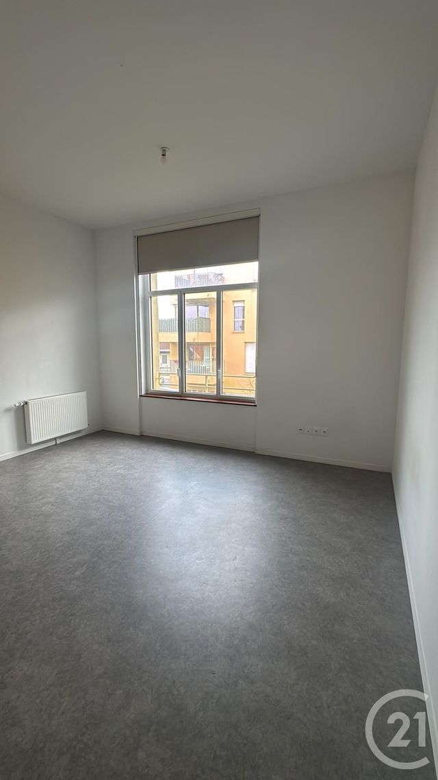 Appartement Studio &agrave; louer - 1 pi&egrave;ce - 27,70 m2 - Bretigny Sur Orge - 91 - ILE-DE-FRANCE