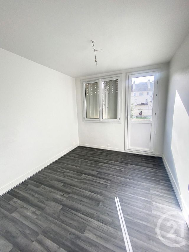 Appartement F4 &agrave; louer - 4 pi&egrave;ces - 63,98 m2 - Bretigny Sur Orge - 91 - ILE-DE-FRANCE
