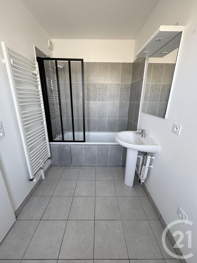 Appartement &agrave; louer - 2 pi&egrave;ces - 43,50 m2 - Bretigny Sur Orge - 91 - ILE-DE-FRANCE