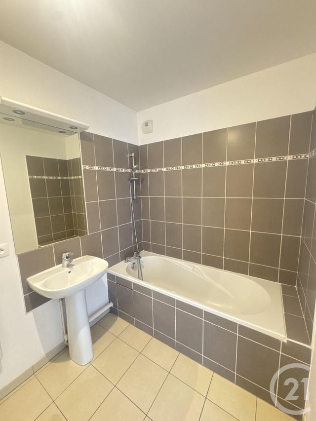 Appartement F3 &agrave; louer - 3 pi&egrave;ces - 59,44 m2 - Bretigny Sur Orge - 91 - ILE-DE-FRANCE