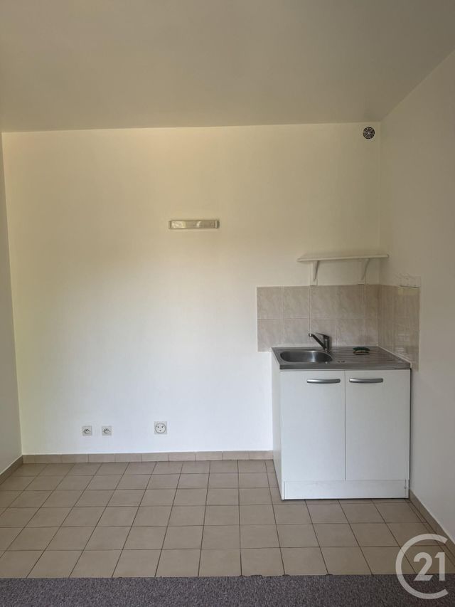 Appartement Studio &agrave; louer - 1 pi&egrave;ce - 20,57 m2 - Bretigny Sur Orge - 91 - ILE-DE-FRANCE