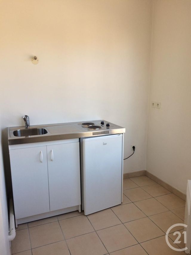 Appartement F1 &agrave; louer - 1 pi&egrave;ce - 23,55 m2 - Bondoufle - 91 - ILE-DE-FRANCE