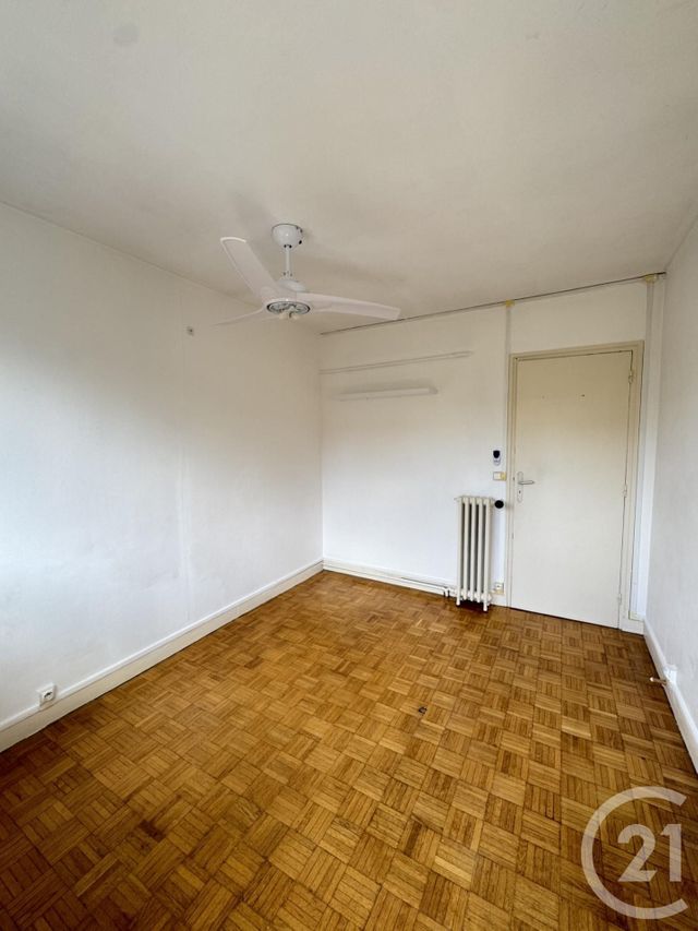 Appartement F3 &agrave; louer - 3 pi&egrave;ces - 53,25 m2 - Bretigny Sur Orge - 91 - ILE-DE-FRANCE