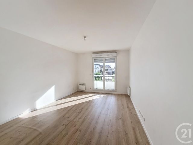 Appartement F1 &agrave; louer - 1 pi&egrave;ce - 23,44 m2 - Corbeil Essonnes - 91 - ILE-DE-FRANCE
