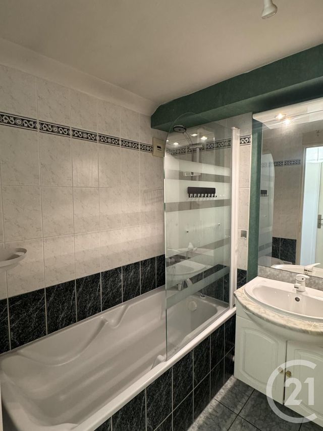 Appartement F2 &agrave; louer - 2 pi&egrave;ces - 57 m2 - Savigny Sur Orge - 91 - ILE-DE-FRANCE