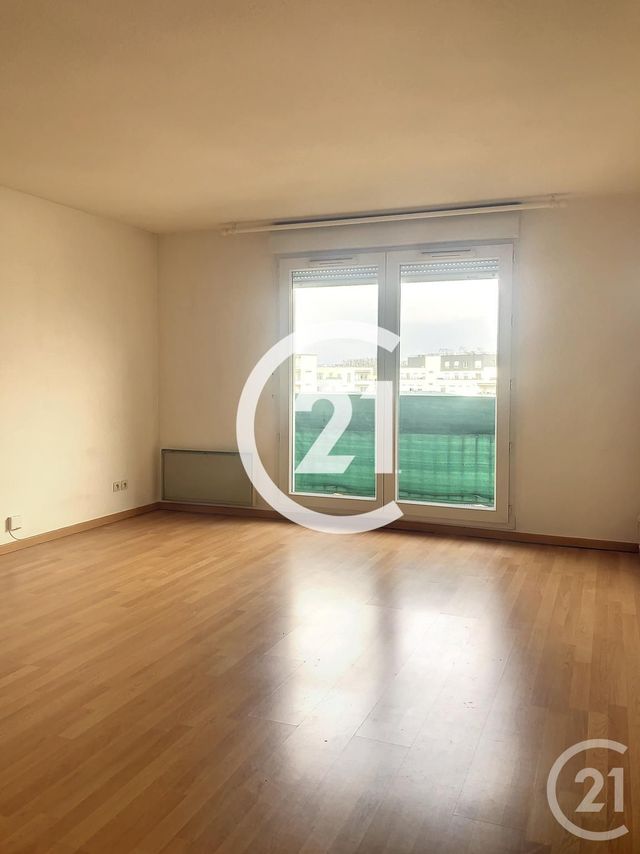 Appartement F2 &agrave; louer - 2 pi&egrave;ces - 46,25 m2 - Ste Genevieve Des Bois - 91 - ILE-DE-FRANCE