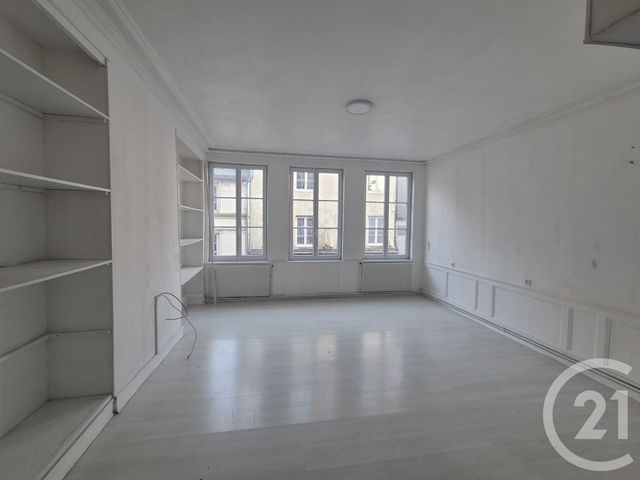 Afficher la photo en grand Immeuble à vendre - 202 m2 - Pont Audemer - 27 - HAUTE-NORMANDIE