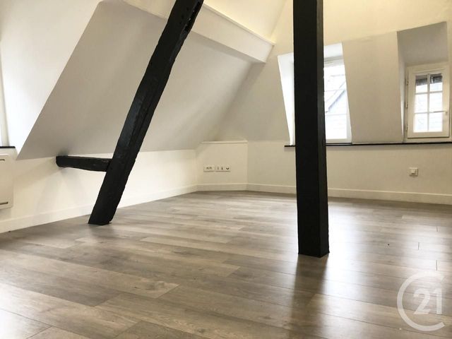 Appartement T4 &agrave; louer - 4 pi&egrave;ces - 57,43 m2 - Pont Audemer - 27 - HAUTE-NORMANDIE