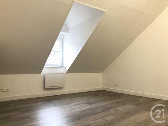 Appartement T4 &agrave; louer - 4 pi&egrave;ces - 57,43 m2 - Pont Audemer - 27 - HAUTE-NORMANDIE