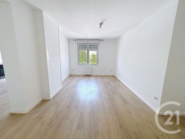Appartement F3 &agrave; louer - 3 pi&egrave;ces - 58,90 m2 - Quillebeuf Sur Seine - 27 - HAUTE-NORMANDIE