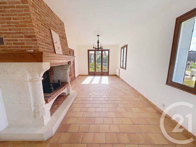 Maison &agrave; louer - 5 pi&egrave;ces - 120,55 m2 - Fourmetot - 27 - HAUTE-NORMANDIE
