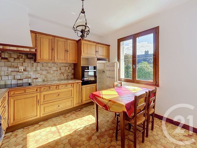 Maison &agrave; louer - 5 pi&egrave;ces - 120,55 m2 - Fourmetot - 27 - HAUTE-NORMANDIE