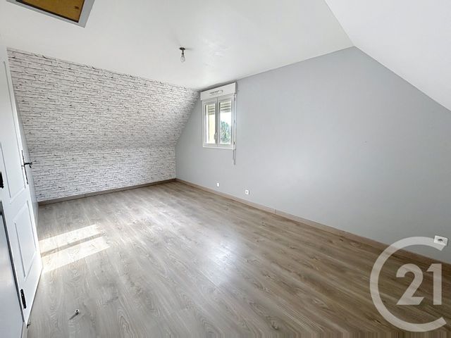 Maison &agrave; louer - 5 pi&egrave;ces - 113 m2 - Valletot - 27 - HAUTE-NORMANDIE