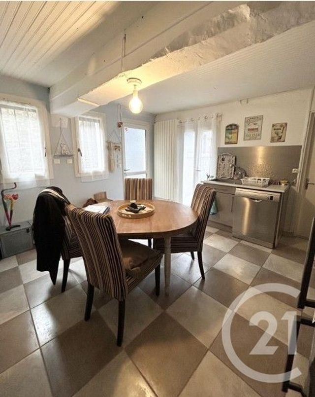 Appartement &agrave; louer - 3 pi&egrave;ces - 44,45 m2 - Pont Audemer - 27 - HAUTE-NORMANDIE