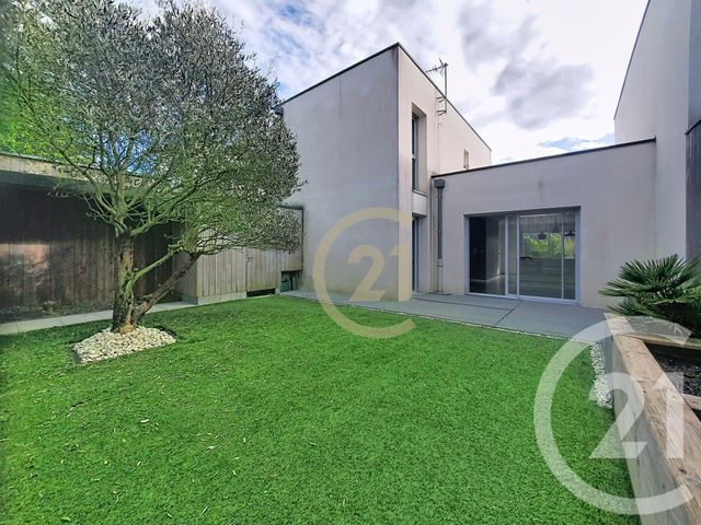 Maison &agrave; louer - 4 pi&egrave;ces - 93,30 m2 - St Herblain - 44 - PAYS-DE-LOIRE