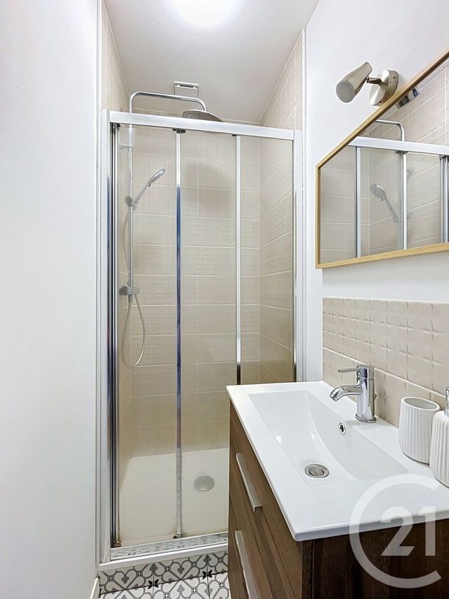 Appartement T5 &agrave; vendre - 5 pi&egrave;ces - 74,51 m2 - Reze - 44 - PAYS-DE-LOIRE