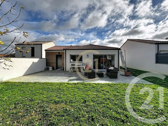 Maison &agrave; louer - 4 pi&egrave;ces - 89,19 m2 - Monnieres - 44 - PAYS-DE-LOIRE