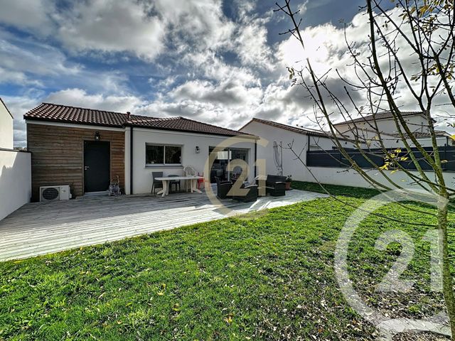 Maison &agrave; louer - 4 pi&egrave;ces - 89,19 m2 - Monnieres - 44 - PAYS-DE-LOIRE