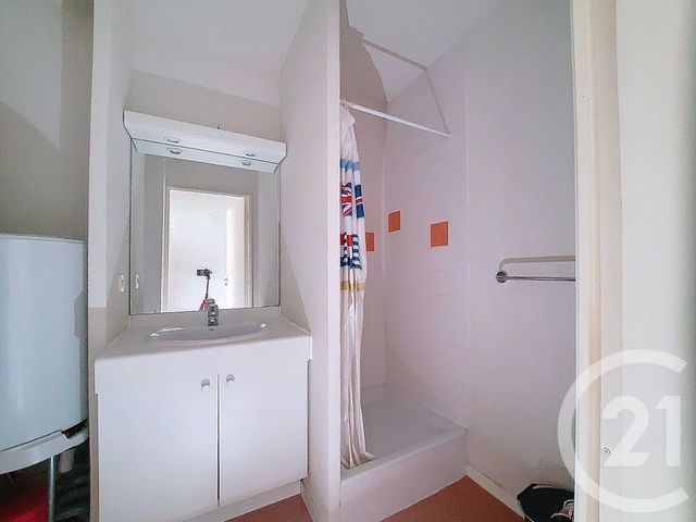 Appartement Studio &agrave; louer - 1 pi&egrave;ce - 19,88 m2 - St Sebastien Sur Loire - 44 - PAYS-DE-LOIRE