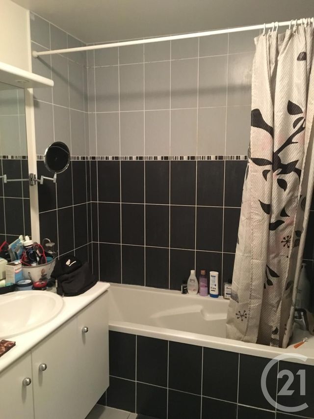 Appartement F3 &agrave; louer - 3 pi&egrave;ces - 64,80 m2 - Nantes - 44 - PAYS-DE-LOIRE