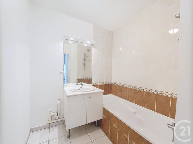 Appartement F3 &agrave; louer - 3 pi&egrave;ces - 67,27 m2 - St Sebastien Sur Loire - 44 - PAYS-DE-LOIRE