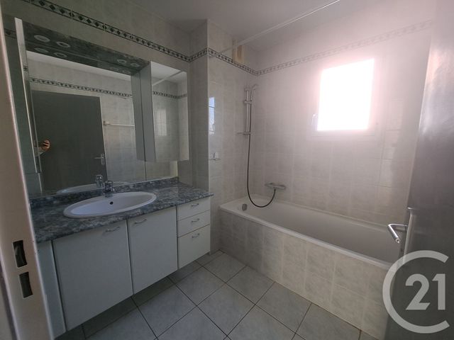 Appartement F3 &agrave; louer - 3 pi&egrave;ces - 66,53 m2 - Reze - 44 - PAYS-DE-LOIRE