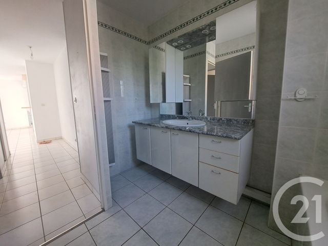 Appartement F3 &agrave; louer - 3 pi&egrave;ces - 66,53 m2 - Reze - 44 - PAYS-DE-LOIRE