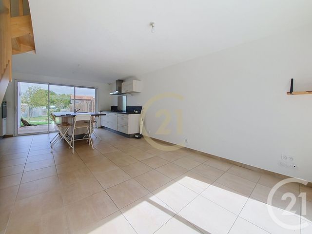 Maison &agrave; louer - 4 pi&egrave;ces - 73,90 m2 - Reze - 44 - PAYS-DE-LOIRE