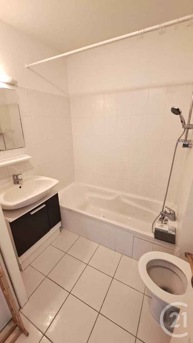 Appartement F2 &agrave; louer - 2 pi&egrave;ces - 37,30 m2 - Chateau Thebaud - 44 - PAYS-DE-LOIRE