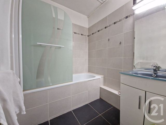 Appartement F5 &agrave; vendre - 5 pi&egrave;ces - 85,50 m2 - Evreux - 27 - HAUTE-NORMANDIE