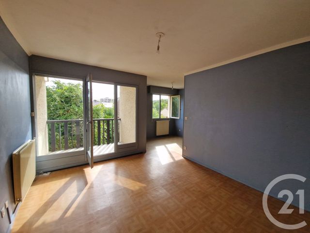Appartement F2 à vendre - 2 pièces - 52,83 m2 - Evreux - 27 - HAUTE-NORMANDIE