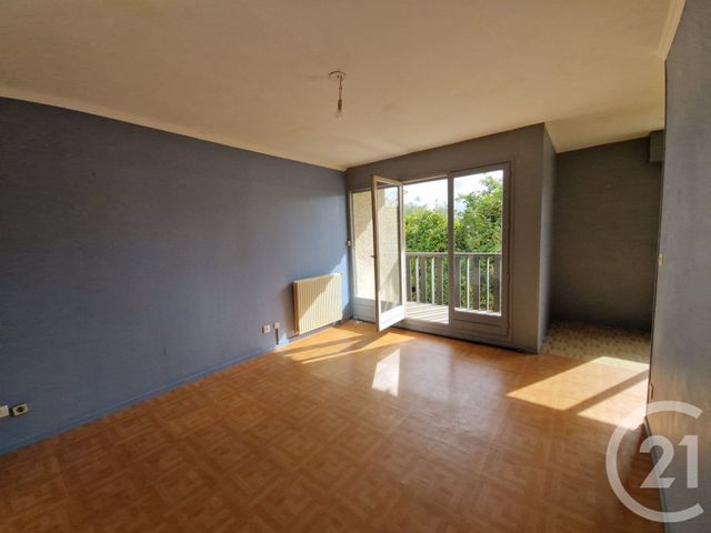 Appartement F2 à vendre - 2 pièces - 52,83 m2 - Evreux - 27 - HAUTE-NORMANDIE