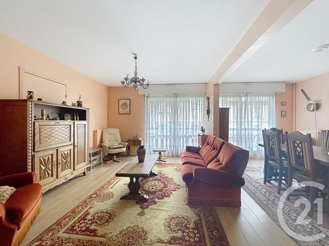 Appartement F4 à vendre - 4 pièces - 75,93 m2 - Evreux - 27 - HAUTE-NORMANDIE