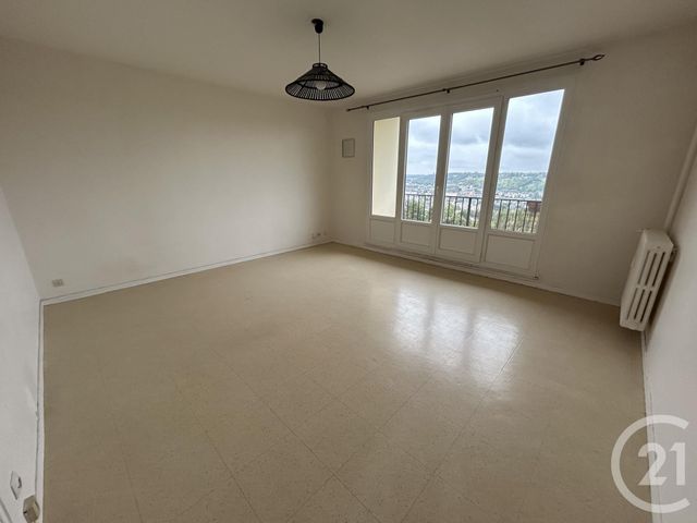 Appartement F2 à louer - 2 pièces - 47 m2 - Evreux - 27 - HAUTE-NORMANDIE