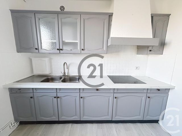 Appartement F3 &agrave; louer - 3 pi&egrave;ces - 78,89 m2 - Evreux - 27 - HAUTE-NORMANDIE