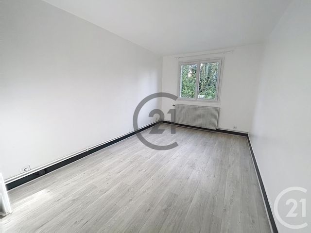 Appartement F3 &agrave; louer - 3 pi&egrave;ces - 78,89 m2 - Evreux - 27 - HAUTE-NORMANDIE