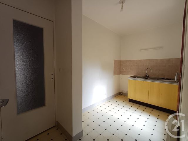 Appartement F2 à vendre - 2 pièces - 59,70 m2 - Evreux - 27 - HAUTE-NORMANDIE