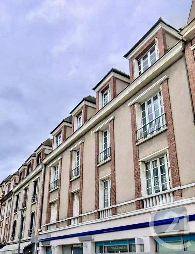 Appartement F4 à vendre - 4 pièces - 109,93 m2 - Evreux - 27 - HAUTE-NORMANDIE
