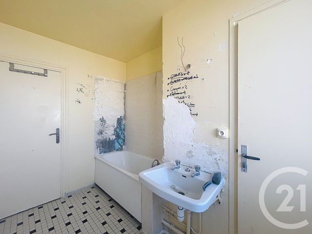 Appartement F4 &agrave; vendre - 4 pi&egrave;ces - 71,35 m2 - Evreux - 27 - HAUTE-NORMANDIE