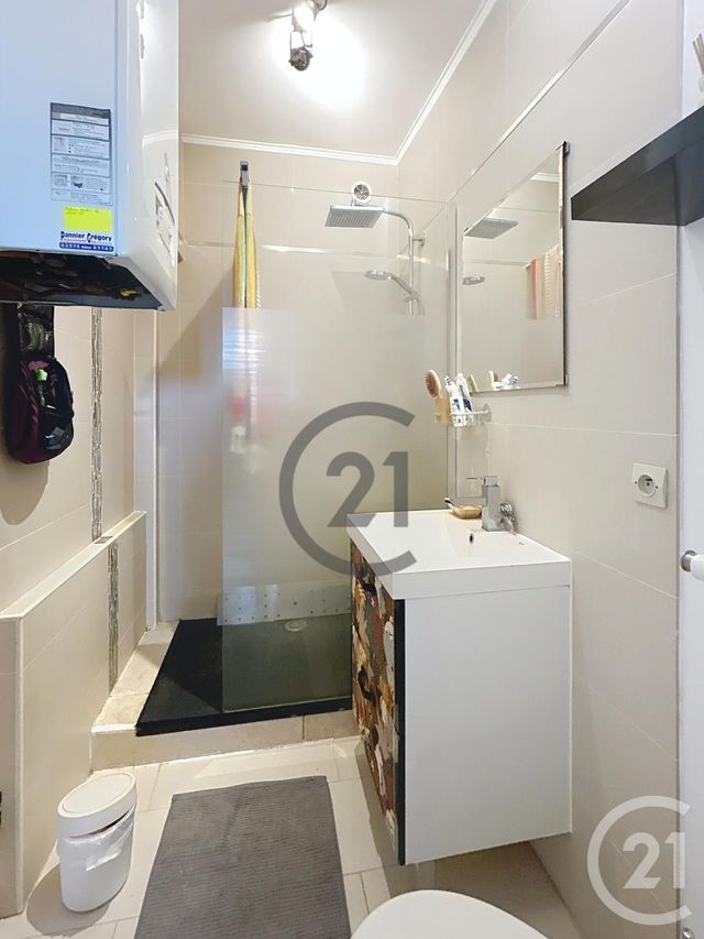 Appartement F2 &agrave; louer - 2 pi&egrave;ces - 47,59 m2 - Evreux - 27 - HAUTE-NORMANDIE