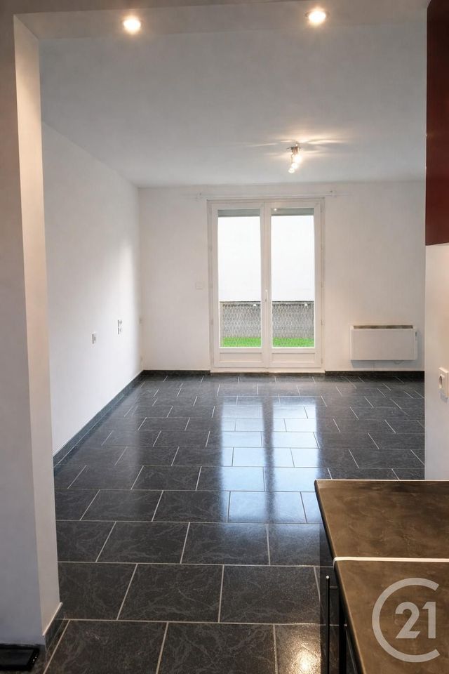 Appartement F3 &agrave; louer - 3 pi&egrave;ces - 53,45 m2 - Evreux - 27 - HAUTE-NORMANDIE