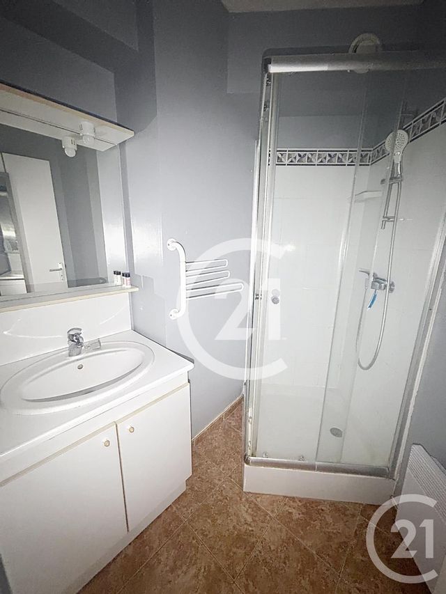 Appartement F1 &agrave; louer - 1 pi&egrave;ce - 28,06 m2 - Evreux - 27 - HAUTE-NORMANDIE