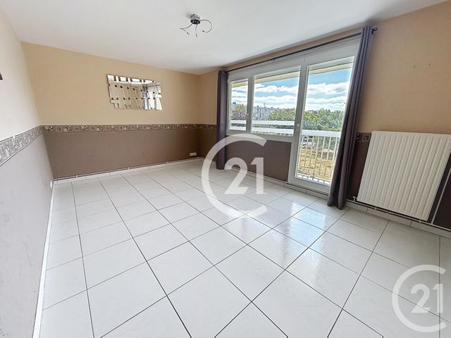 Appartement F3 &agrave; louer - 3 pi&egrave;ces - 66,38 m2 - Evreux - 27 - HAUTE-NORMANDIE