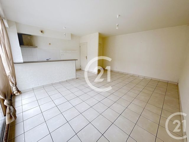 Appartement F2 &agrave; louer - 2 pi&egrave;ces - 48,52 m2 - Evreux - 27 - HAUTE-NORMANDIE