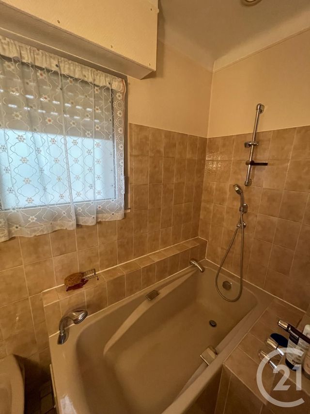 Maison à vendre - 6 pièces - 106 m2 - Le Mans - 72 - PAYS-DE-LOIRE