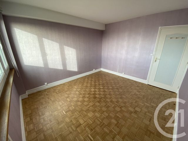 Appartement T4 à louer - 4 pièces - 102,10 m2 - Le Mans - 72 - PAYS-DE-LOIRE