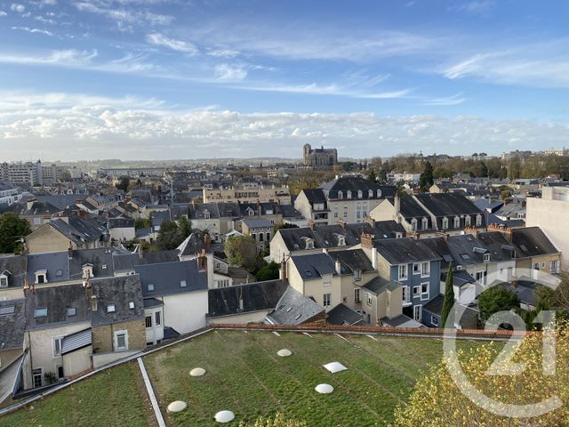 Appartement T4 à louer - 4 pièces - 102,10 m2 - Le Mans - 72 - PAYS-DE-LOIRE