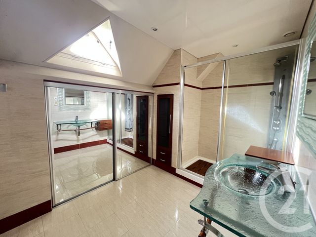 Afficher la photo en grand Maison à vendre - 7 pièces - 169,22 m2 - Le Mans - 72 - PAYS-DE-LOIRE